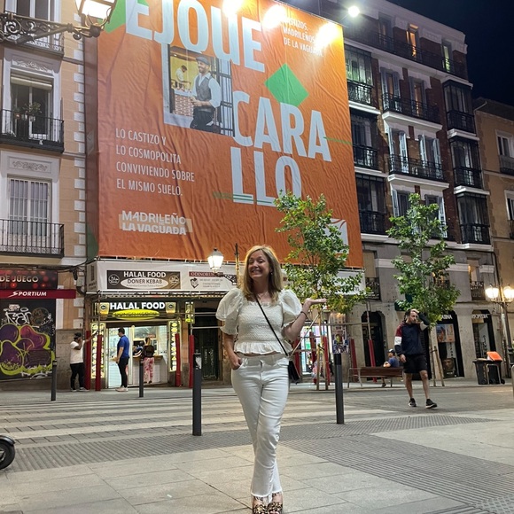 SEA Simona Puffed Sleeve Smocked Top - Picture 9 of 11